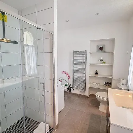 Apartmán Henri Camille Real Estate - Florida 2 - 2 Bedrooms Close Center *