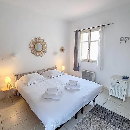 Henri Camille Real Estate - Florida 2 - 2 Bedrooms Close Center Cannes